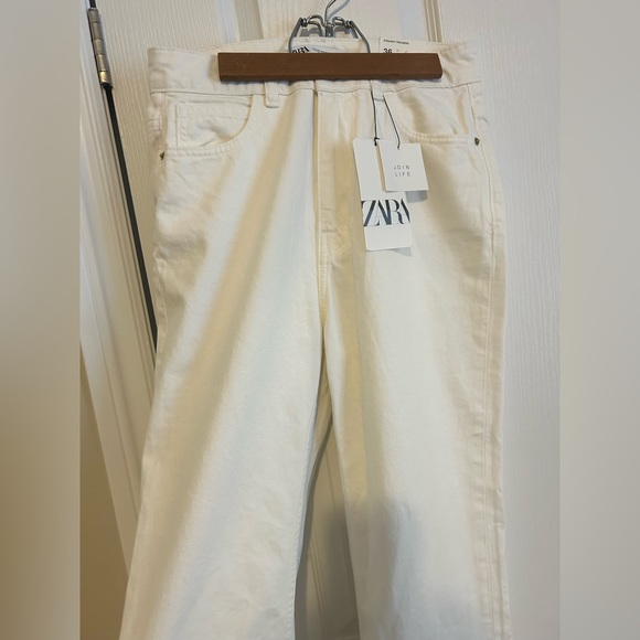 Zara Super High Rise Straight Leg Full length Jeans - Picture 5 of 13